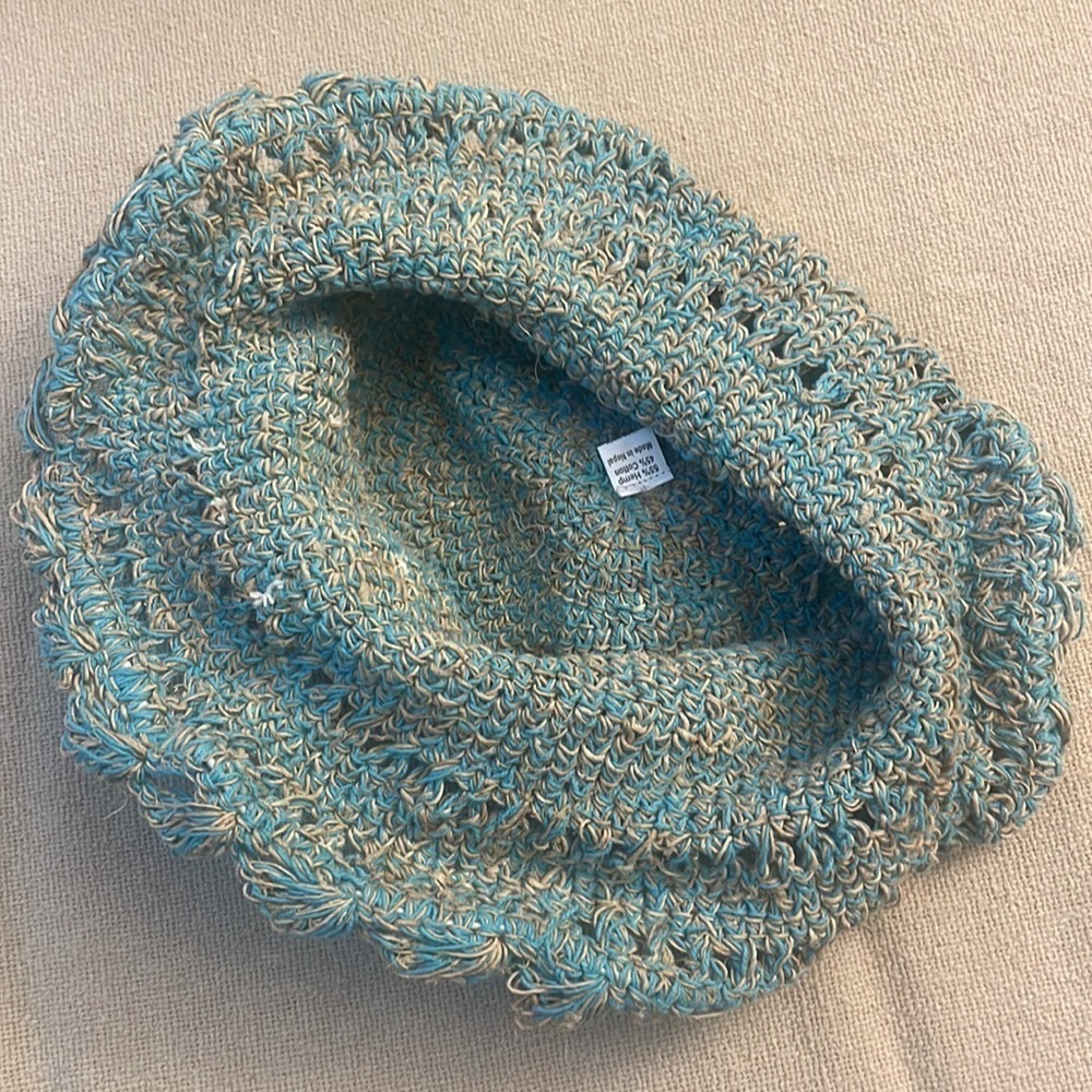 Hemp & Cotton Beach Vacay Hat Made in Nepal- teal knit w flowers - Picture 4 of 8